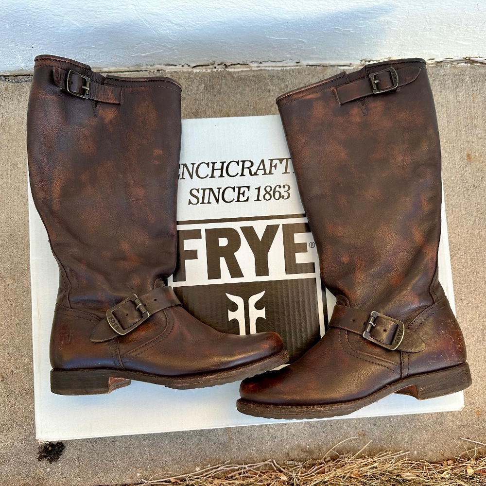 Frye, Veronica Slouch, Dark brown, calf shine vintage finish size 7.5